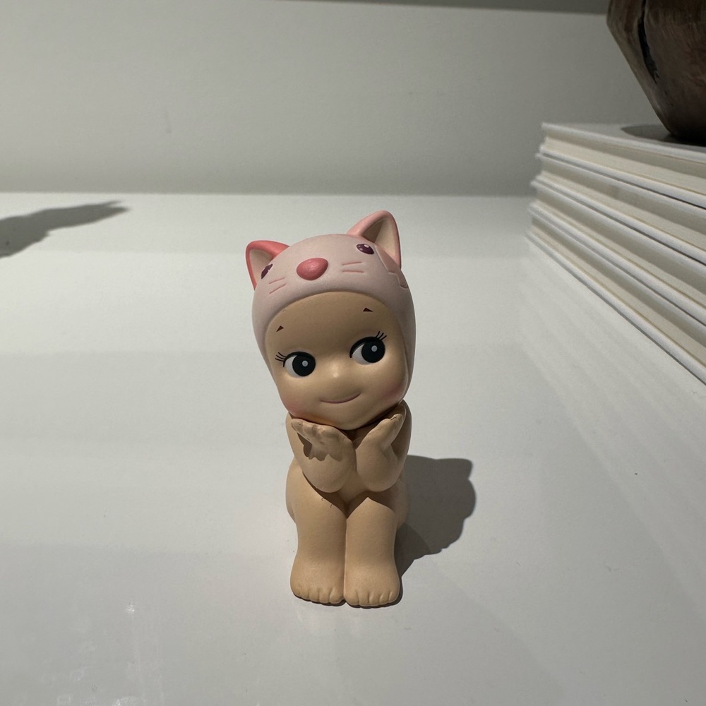 SOLD: Sonny Angel: Cherry Blossom 2025 - Calico Cat